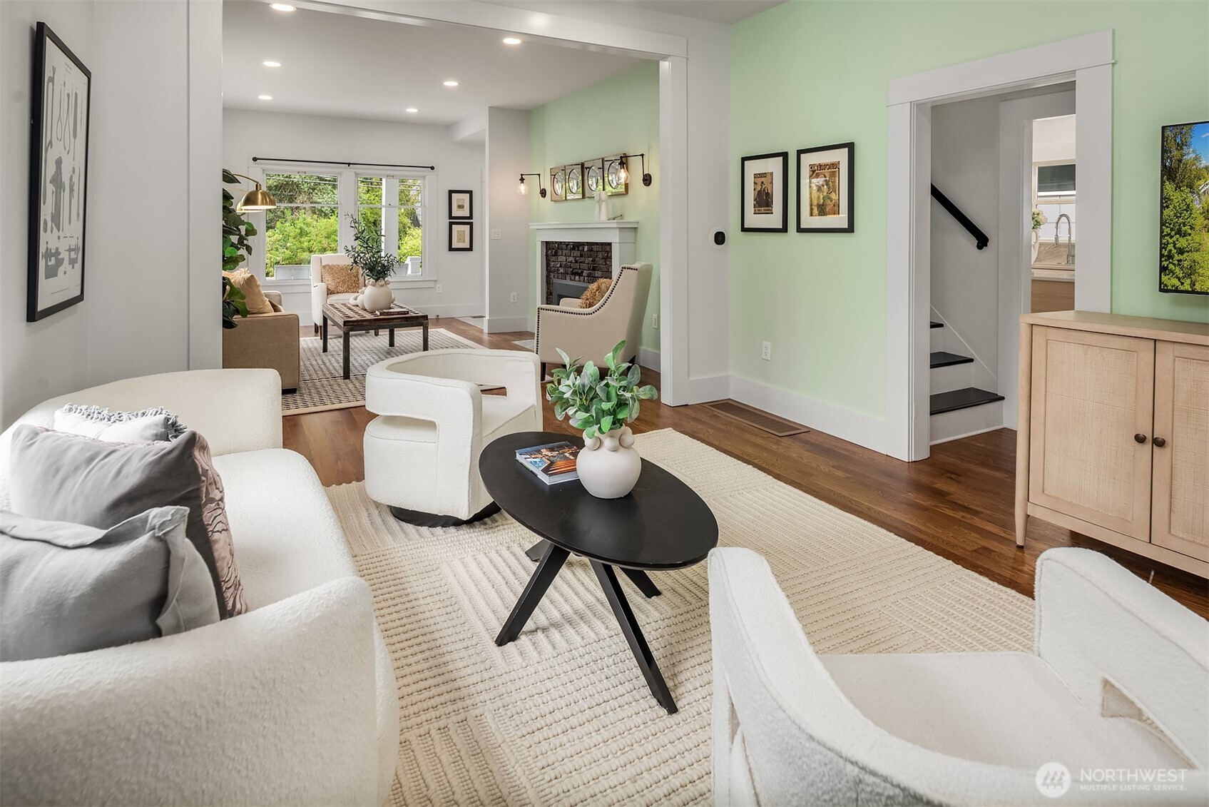 5023 SW Prince Street , Seattle, WA 98116