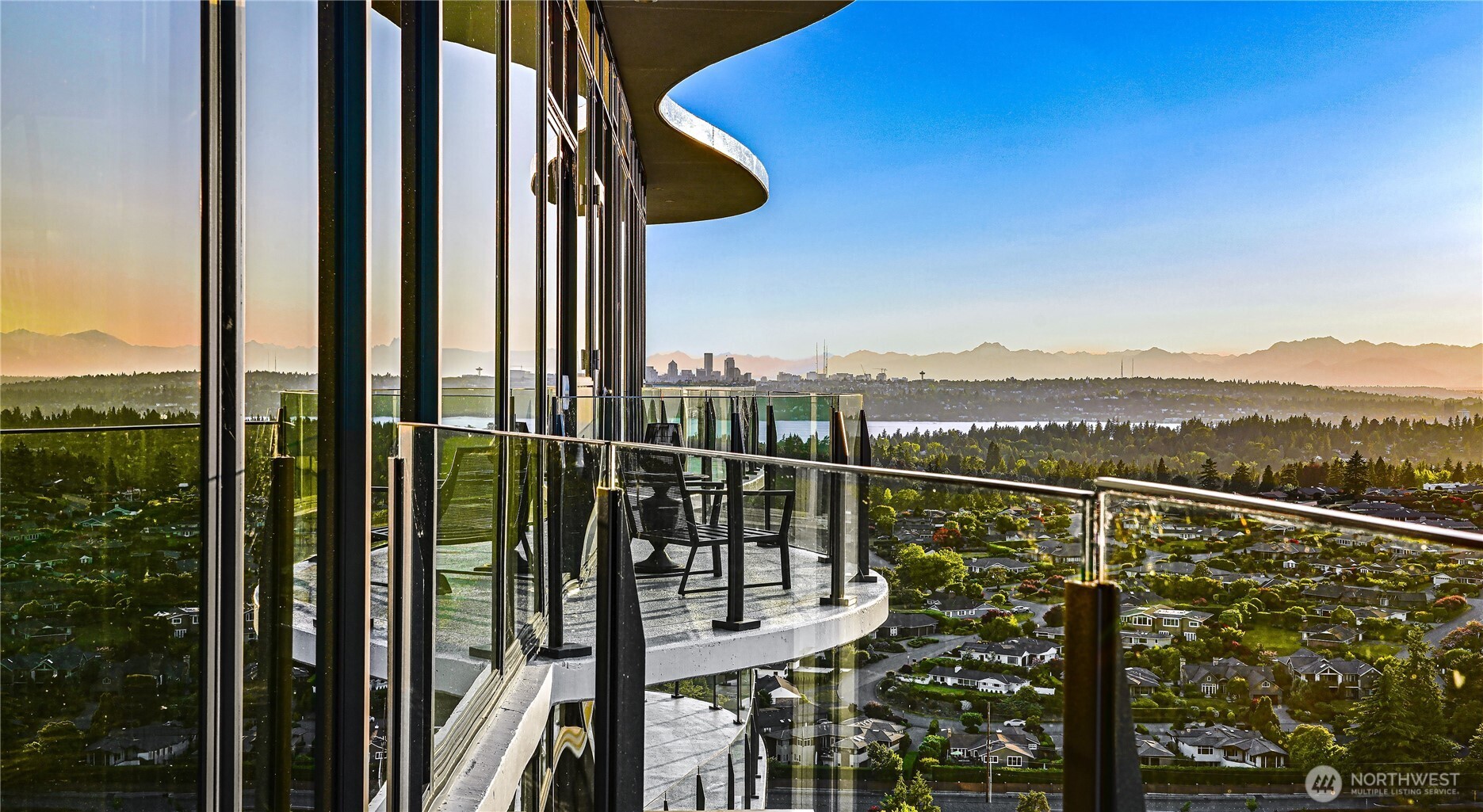 838 Avenue Square NE #2602, Bellevue, WA 98004