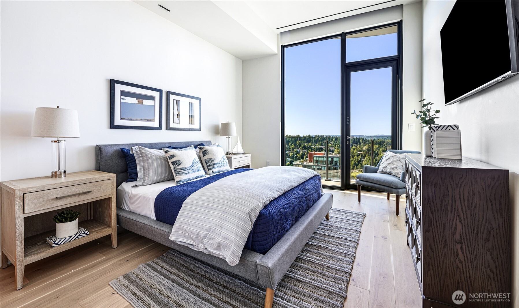 838 Avenue Square NE #2602, Bellevue, WA 98004