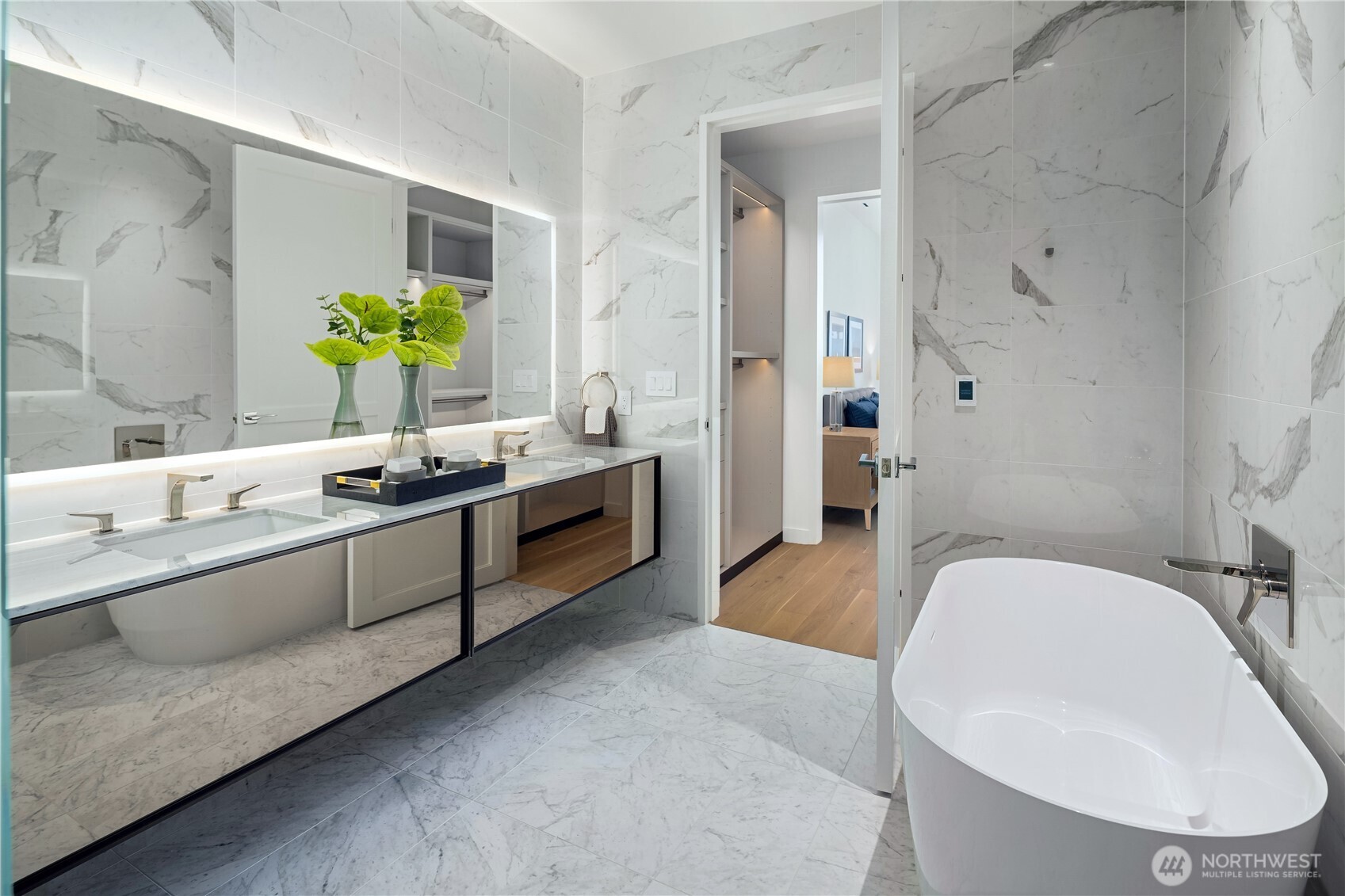 838 Avenue Square NE #2602, Bellevue, WA 98004