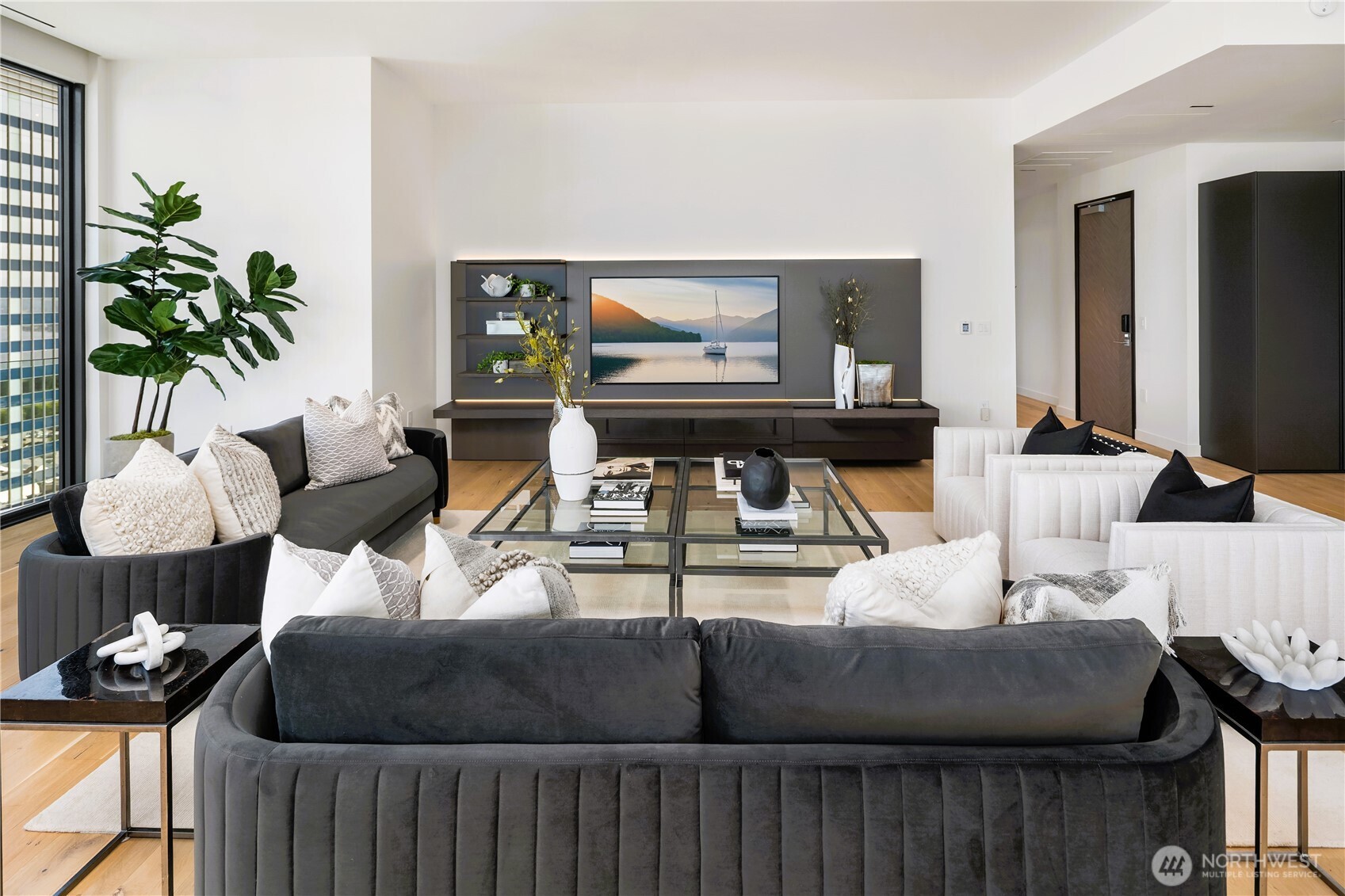 838 Avenue Square NE #2602, Bellevue, WA 98004
