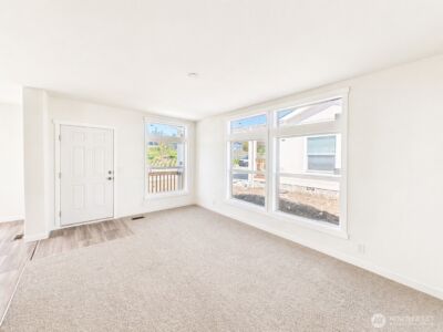 2085 Timber Street #36, Enumclaw, WA 98022 - Photo 2