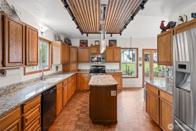 2481 SE Old Olympic Hwy , Shelton, WA 98584 - Photo 10