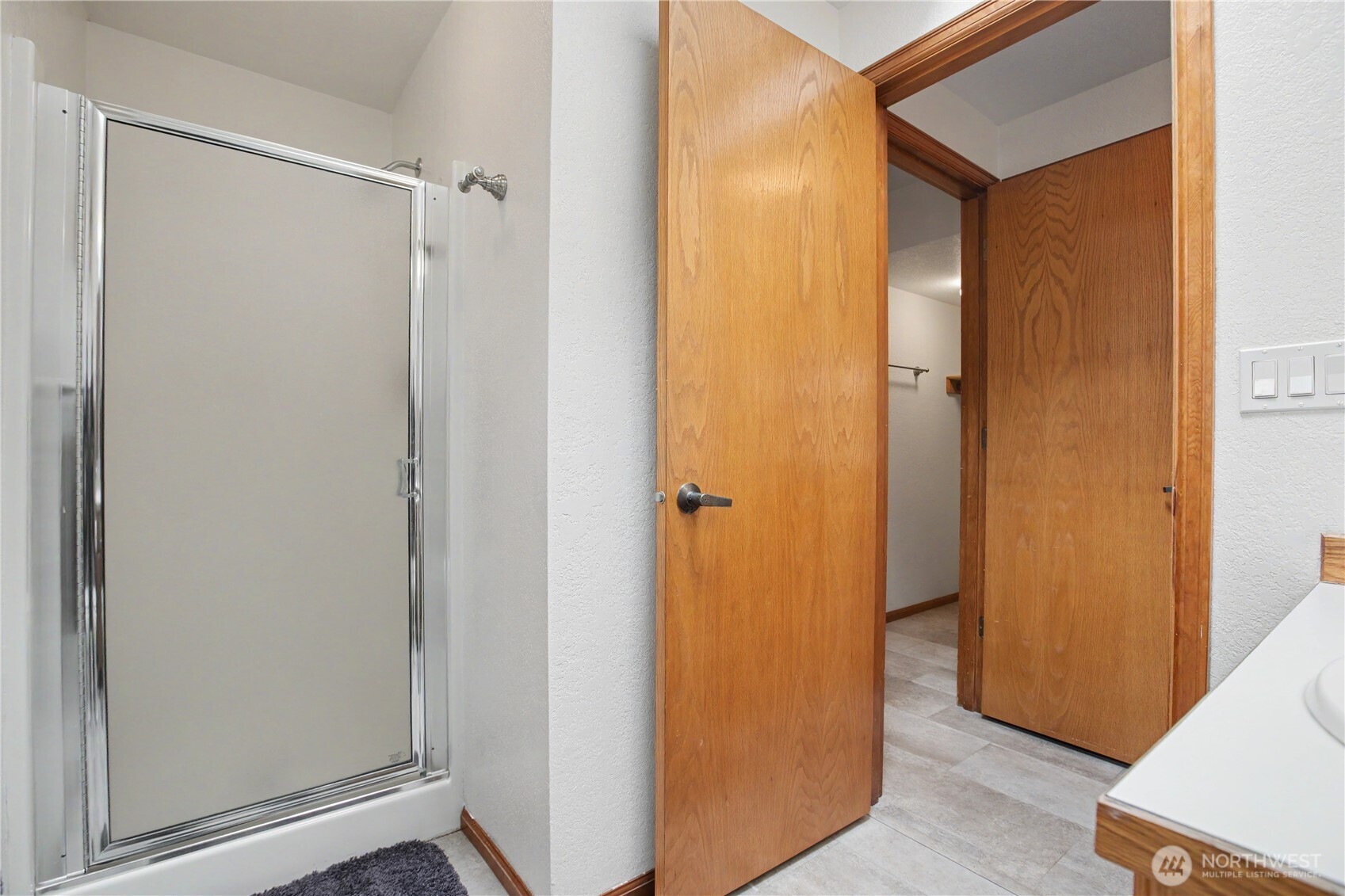 2537 Walnut Loop NW, Olympia, WA 98502