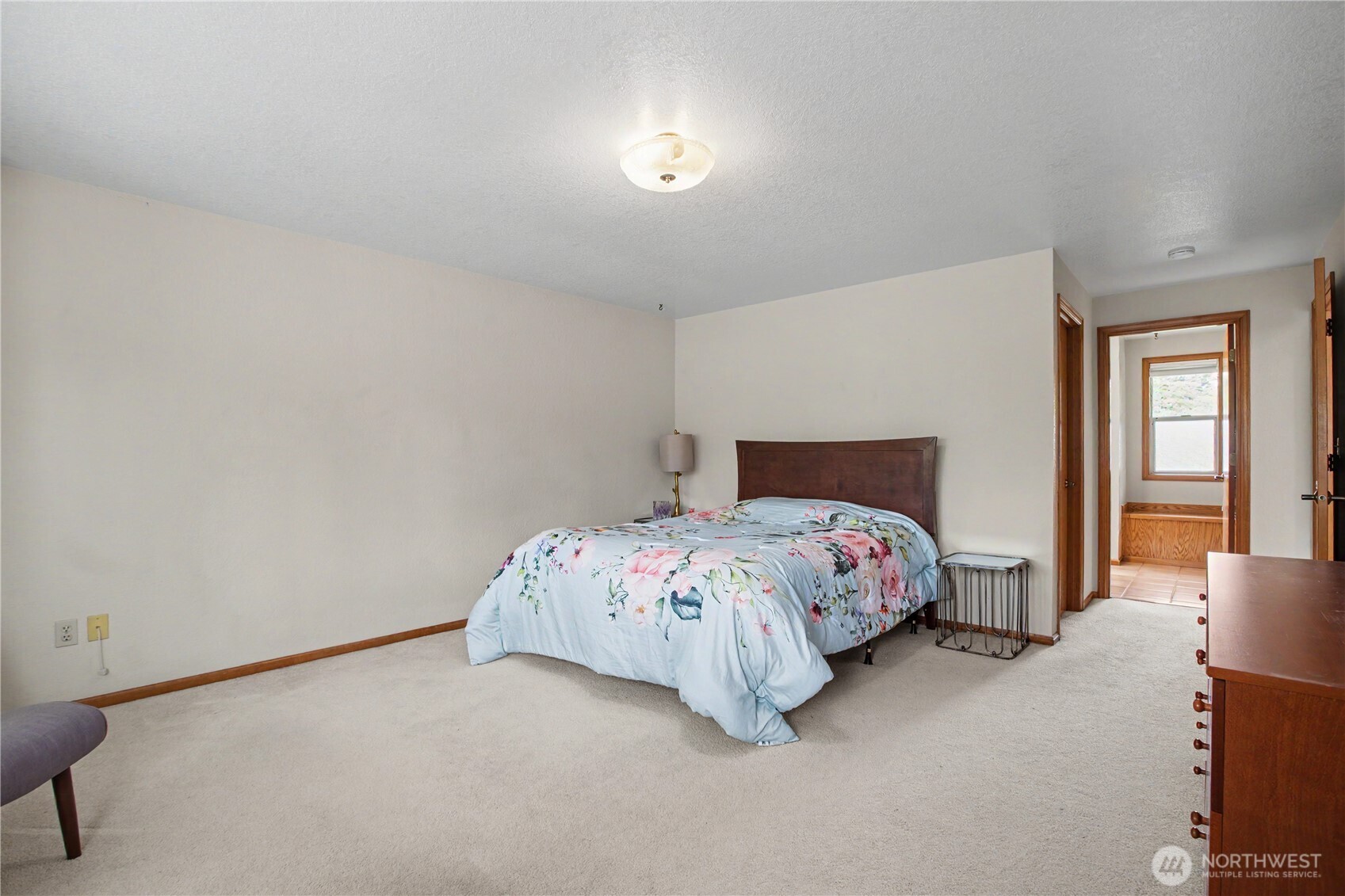 2537 Walnut Loop NW, Olympia, WA 98502