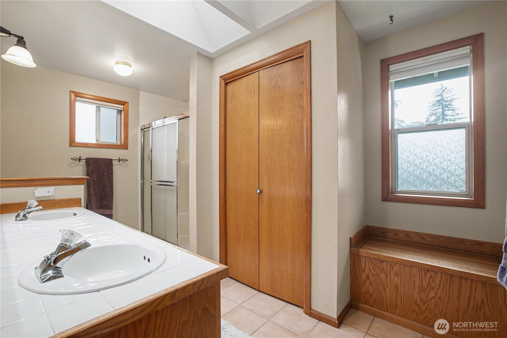 2537 Walnut Loop NW, Olympia, WA 98502
