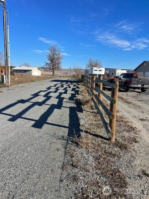 64 Lakeview Way , Brewster, WA 98812