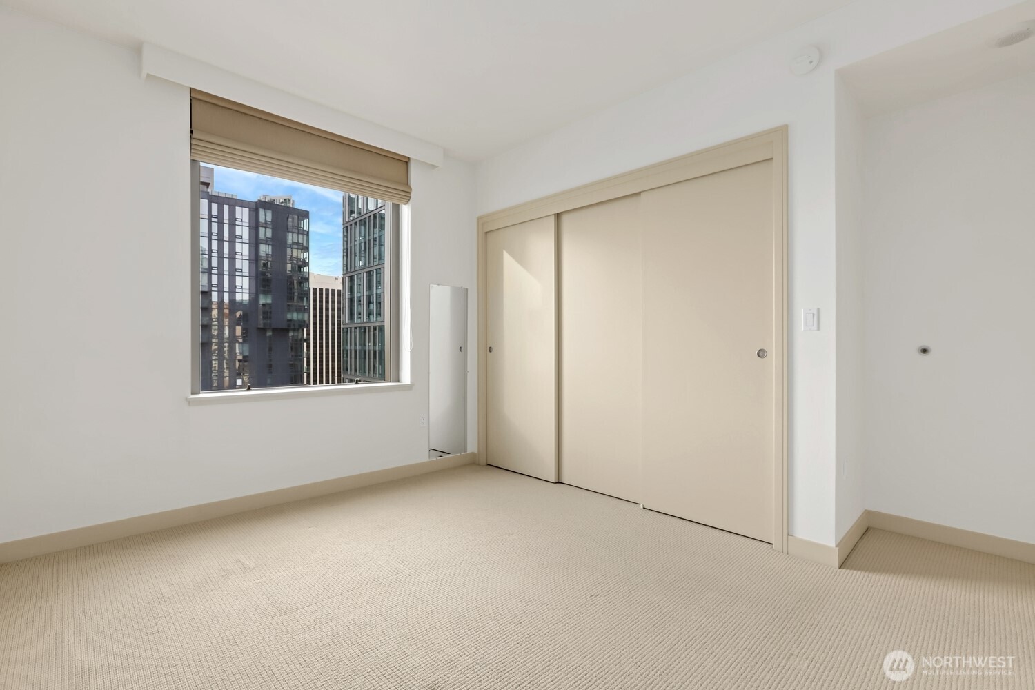10650 NE 9th Place #1520, Bellevue, WA 98004