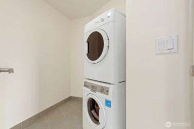 10650 NE 9th Place #1520, Bellevue, WA 98004 - Photo 17