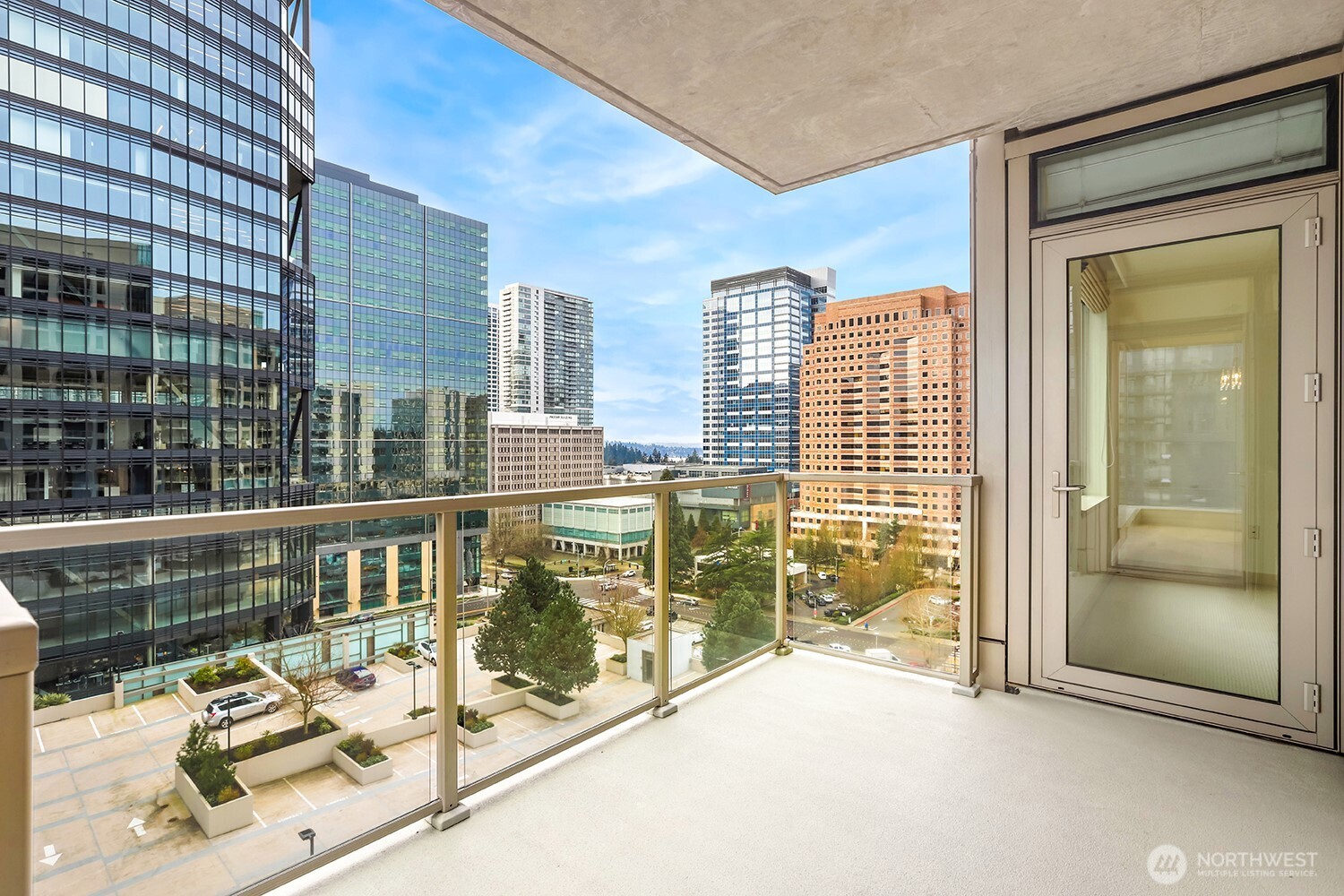 10650 NE 9th Place #1520, Bellevue, WA 98004