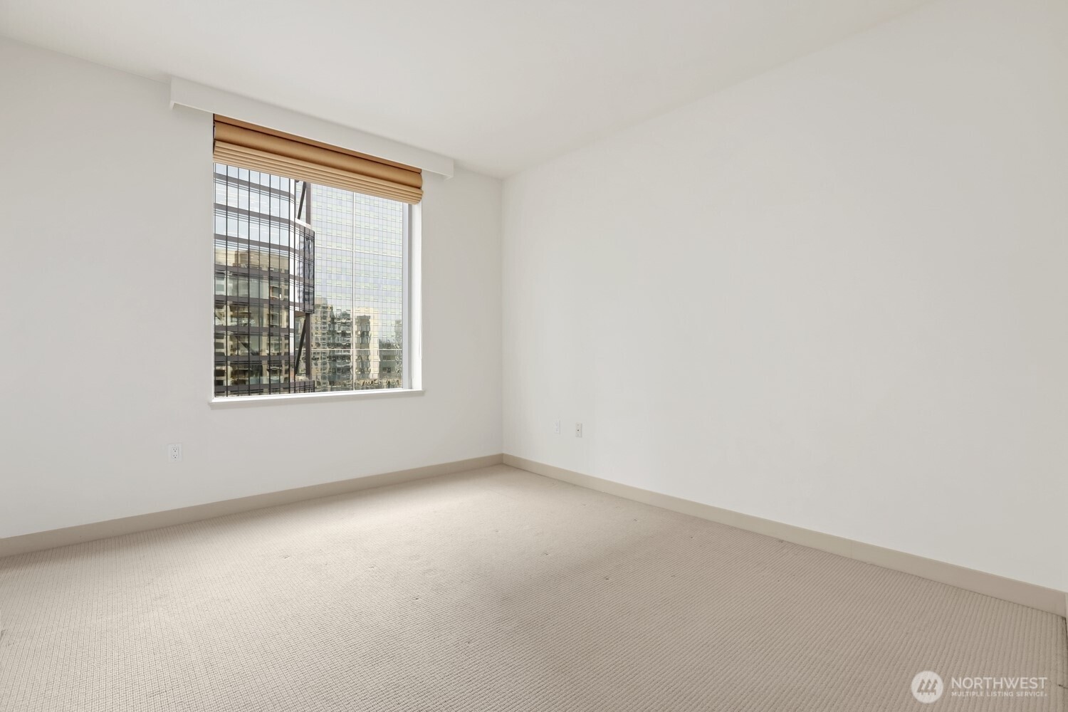 10650 NE 9th Place #1520, Bellevue, WA 98004