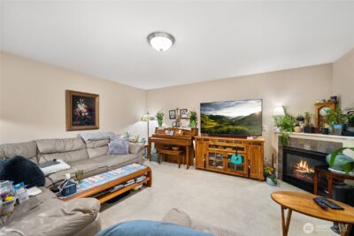448 Harvest Edge Place , Burlington, WA 98233 - Photo 3