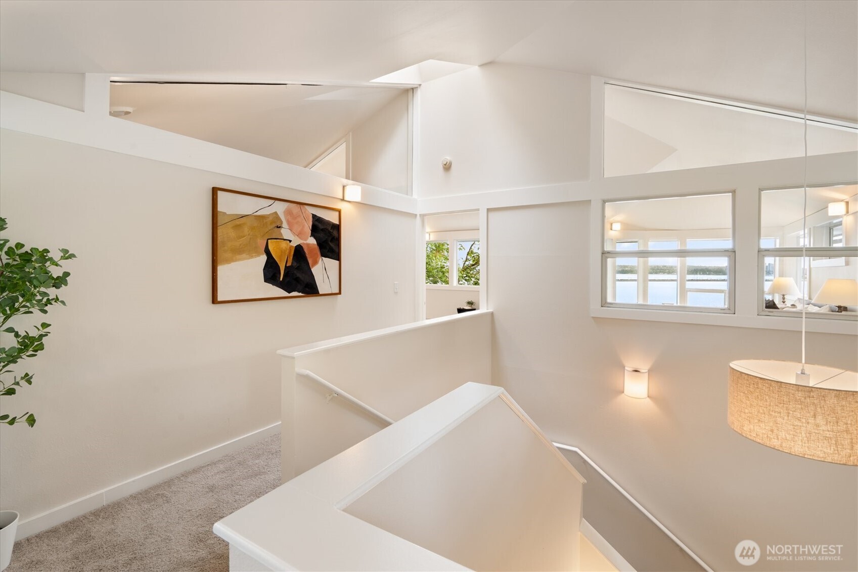 2530 Mount Claire Drive S, Seattle, WA 98144