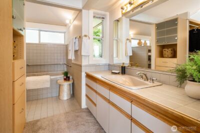 2530 Mount Claire Drive S, Seattle, WA 98144 - Photo 27