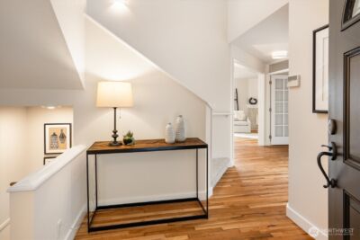 2530 Mount Claire Drive S, Seattle, WA 98144 - Photo 3