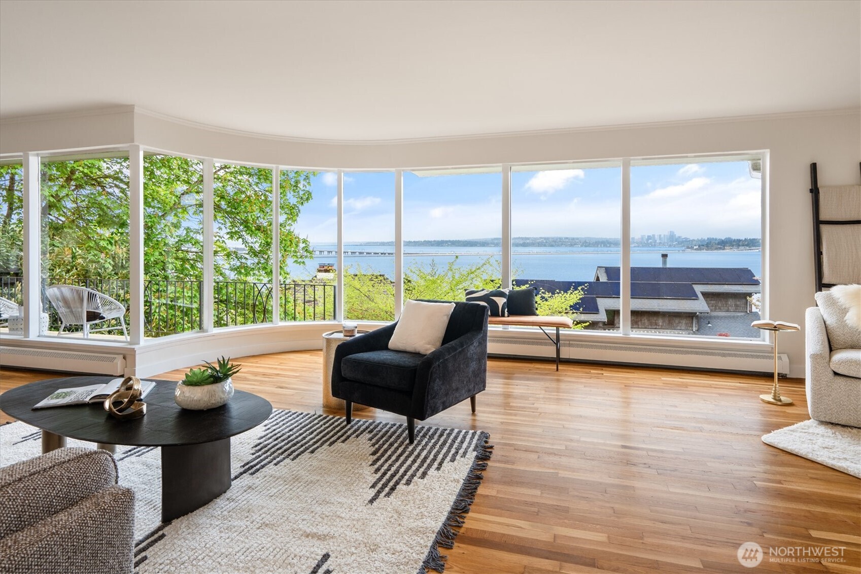 2530 Mount Claire Drive S, Seattle, WA 98144