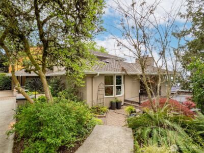 2530 Mount Claire Drive S, Seattle, WA 98144 - Photo 35