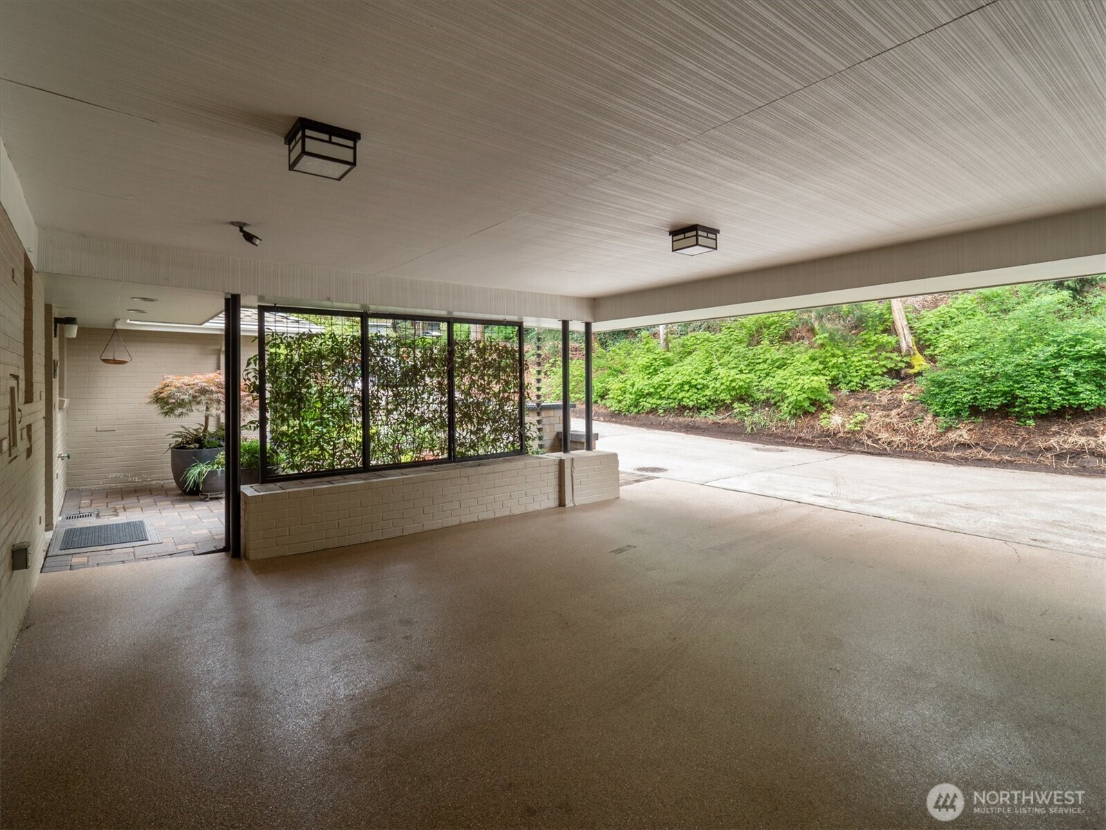 2530 Mount Claire Drive S, Seattle, WA 98144