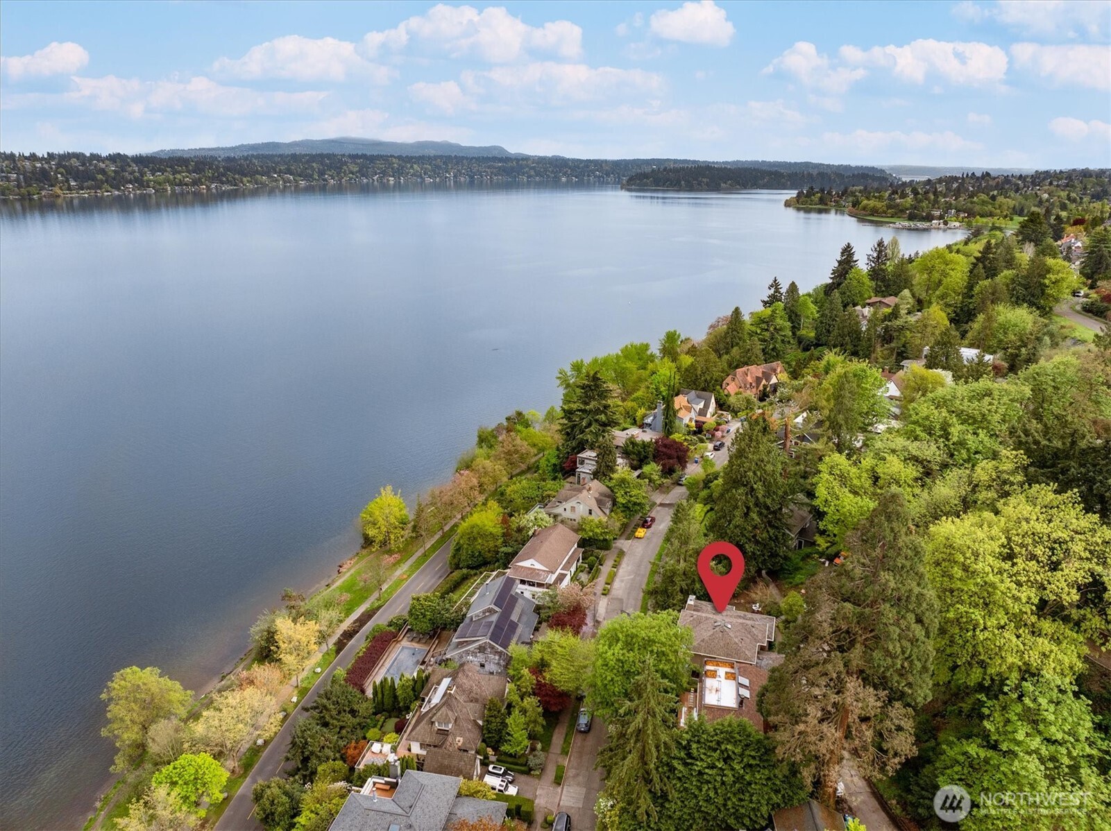 2530 Mount Claire Drive S, Seattle, WA 98144