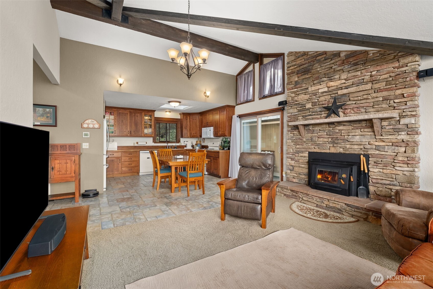 213 Bowen Road , Mossyrock, WA 98564