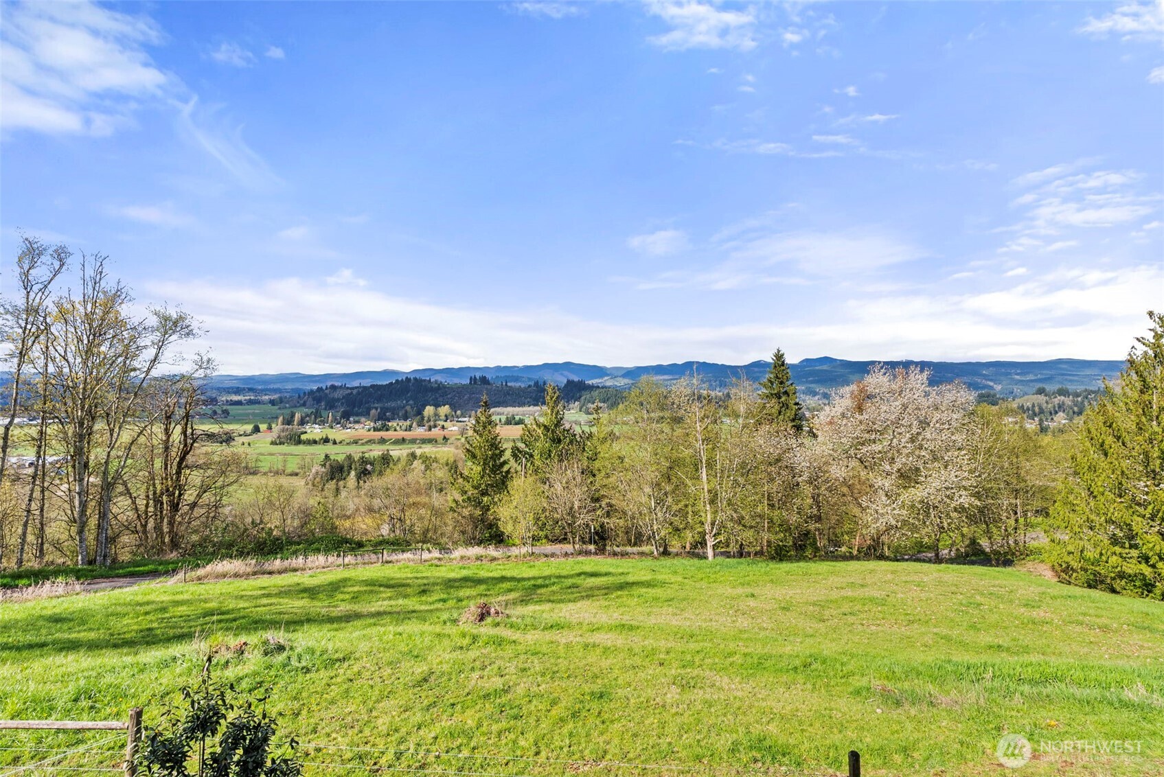 213 Bowen Road , Mossyrock, WA 98564