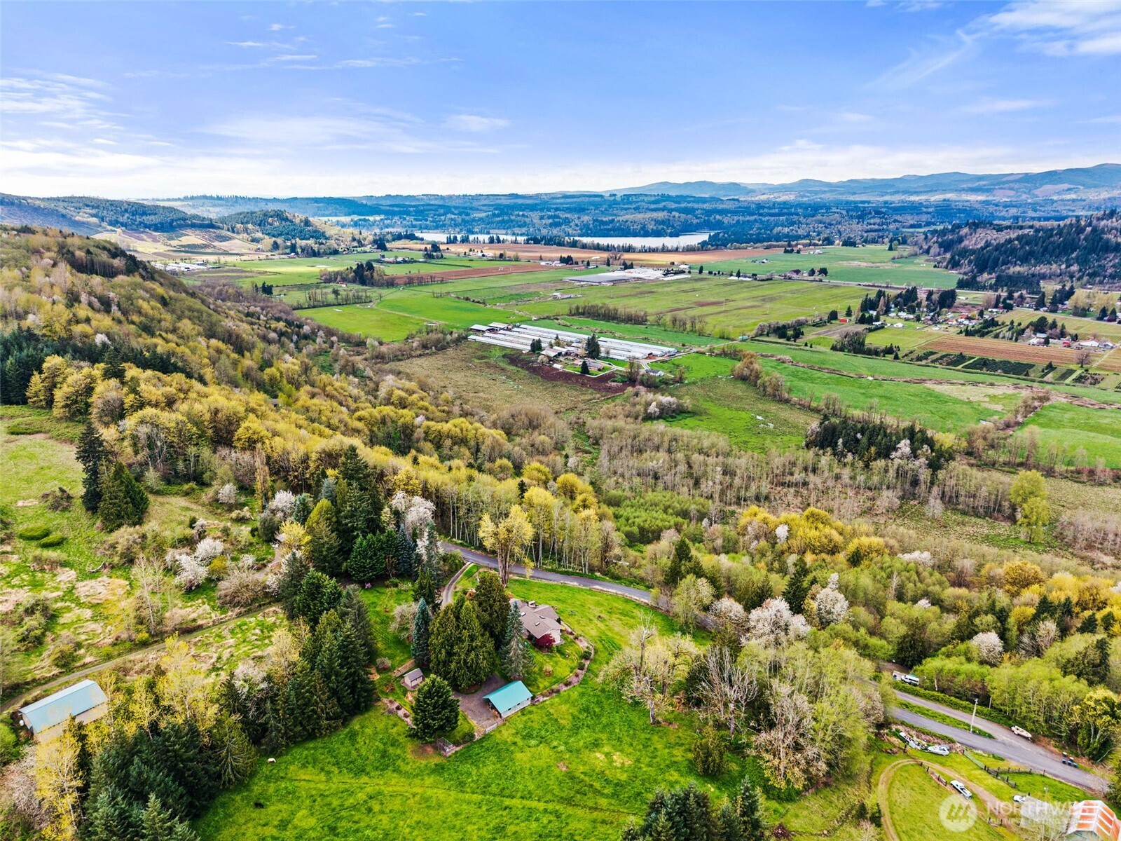 213 Bowen Road , Mossyrock, WA 98564