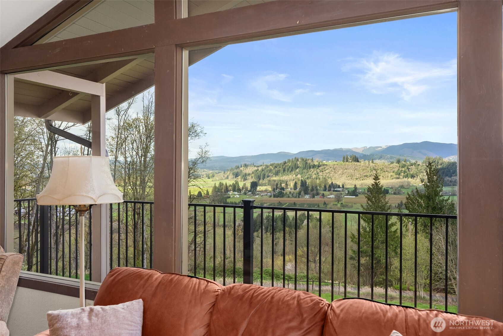 213 Bowen Road , Mossyrock, WA 98564