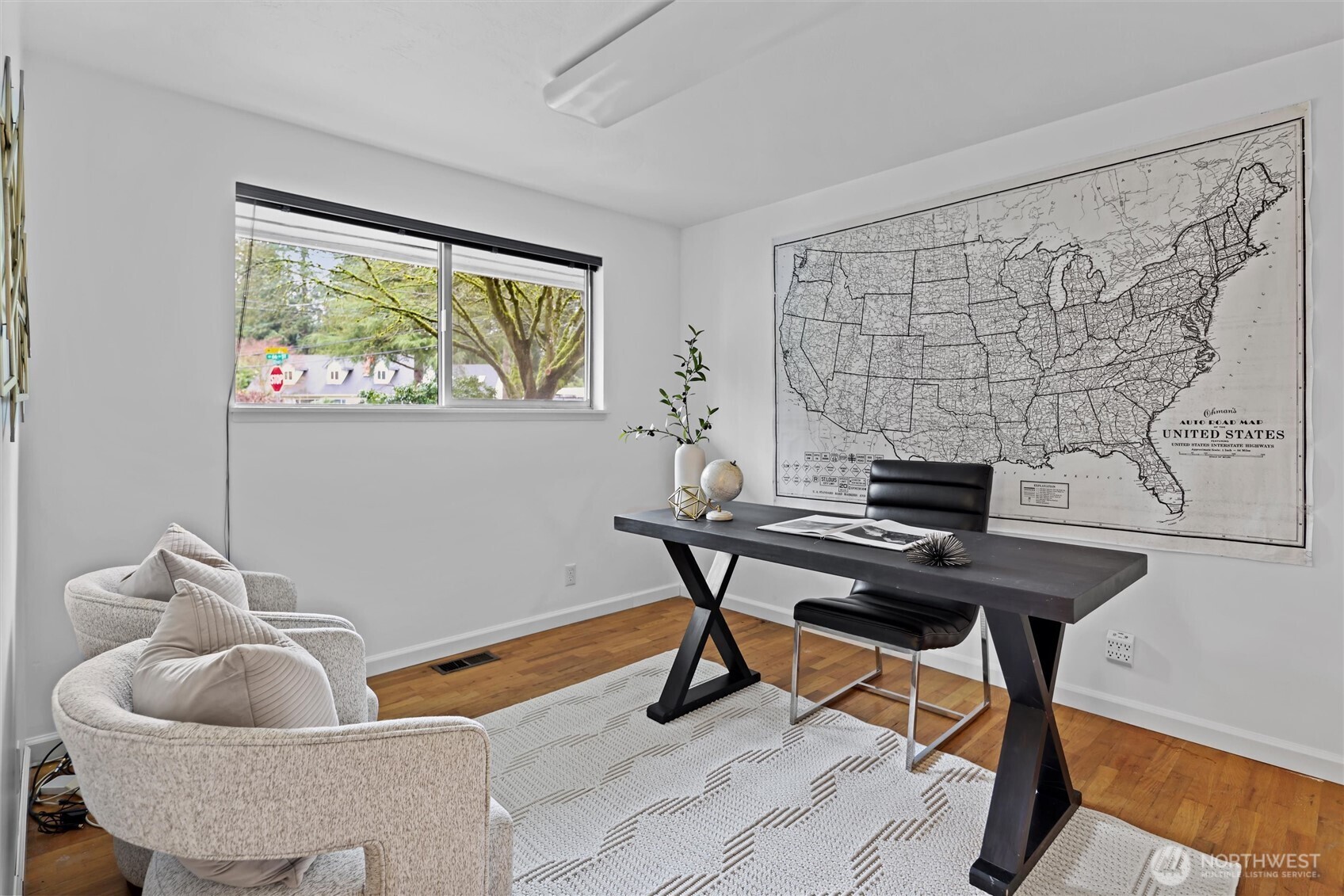 12121 NE 66th Street , Kirkland, WA 98033