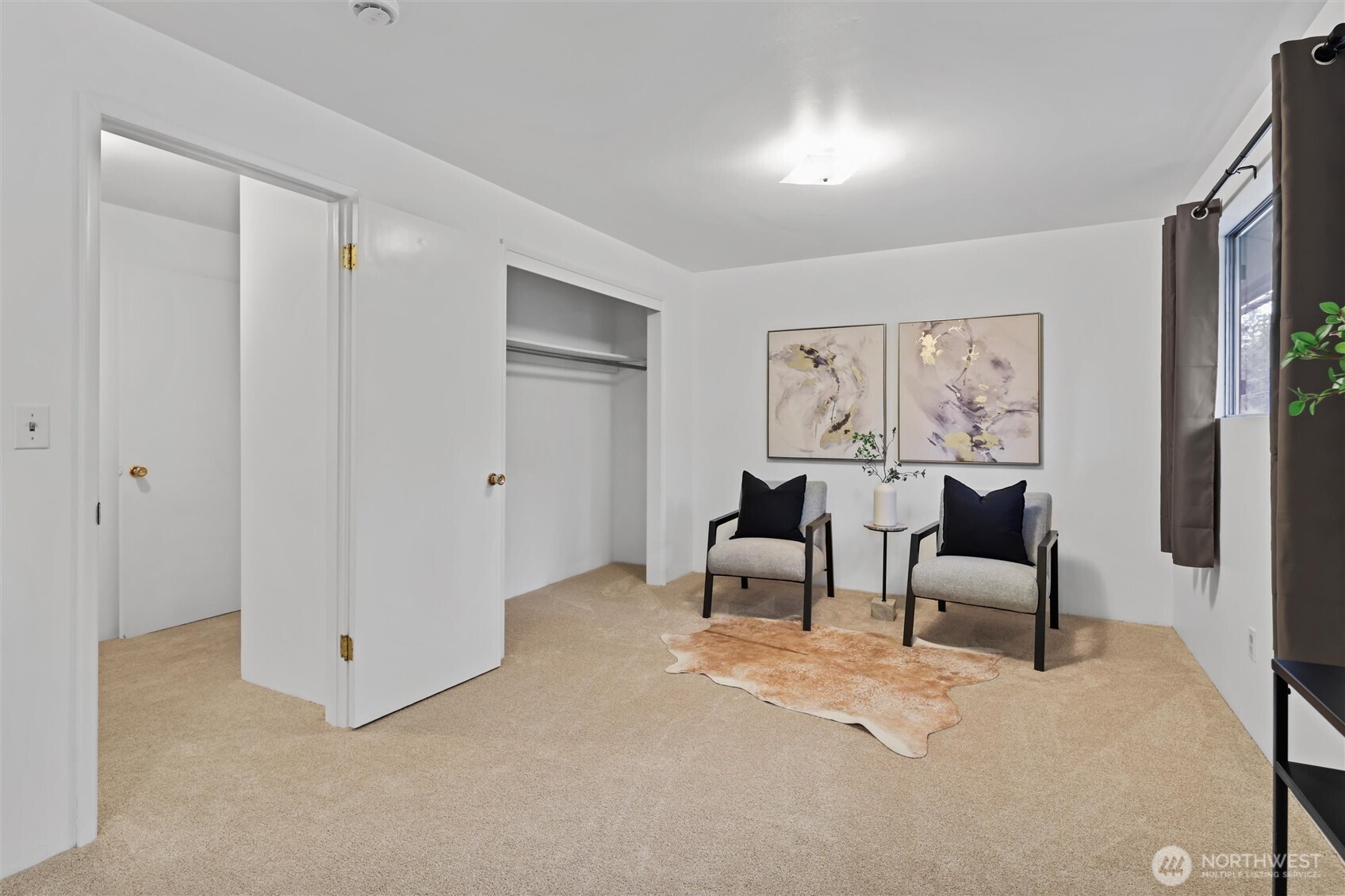 12121 NE 66th Street , Kirkland, WA 98033