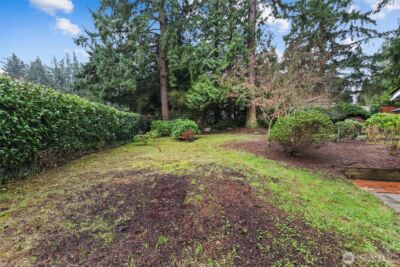 12121 NE 66th Street , Kirkland, WA 98033 - Photo 32