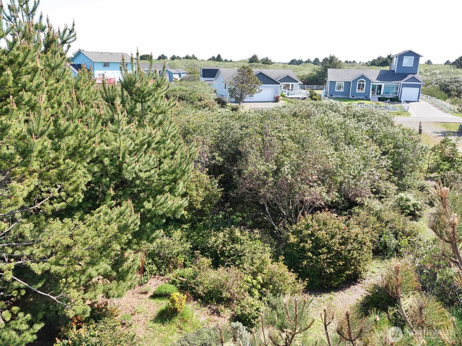 1056 1057 Greenview Avenue SW, Ocean Shores, WA 98569