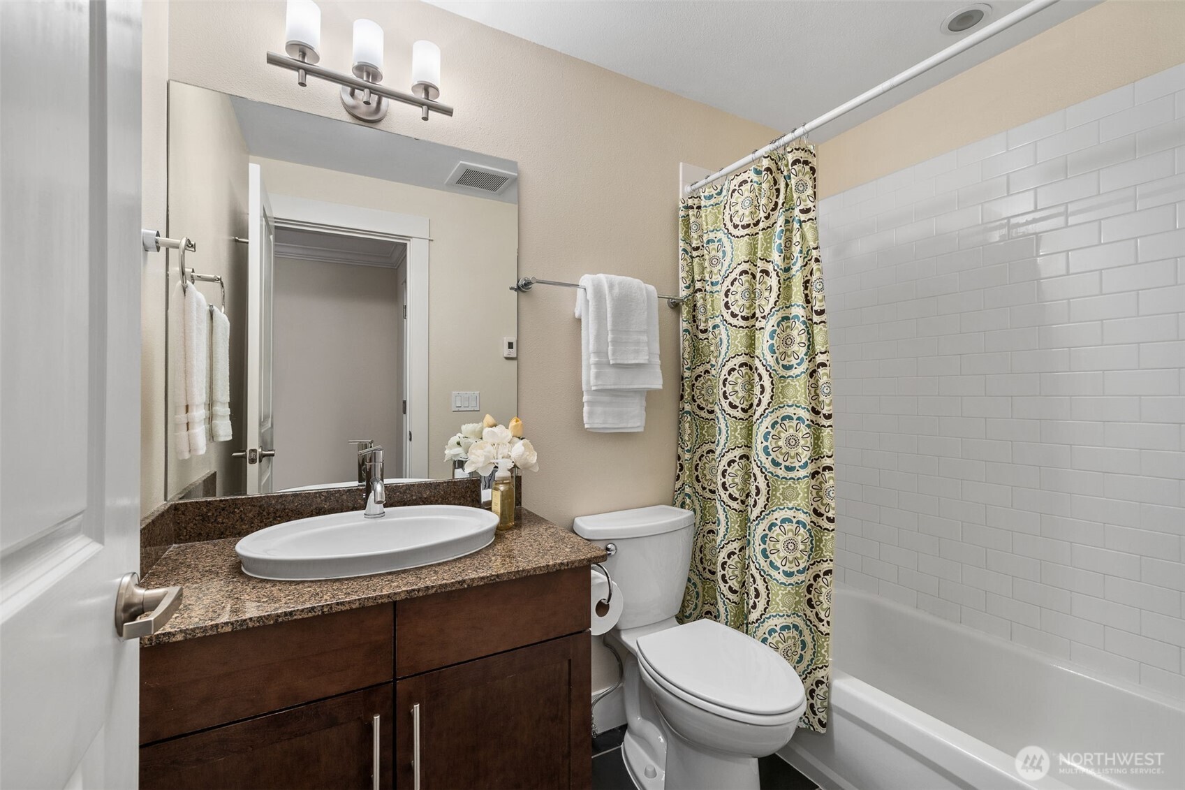 2230 NW 59th Street #202, Seattle, WA 98107