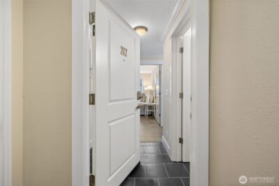2230 NW 59th Street #202, Seattle, WA 98107 - Photo 2