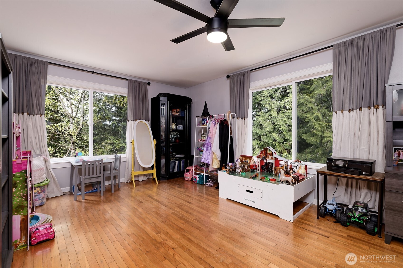 2412 Westwind Drive NW, Olympia, WA 98502