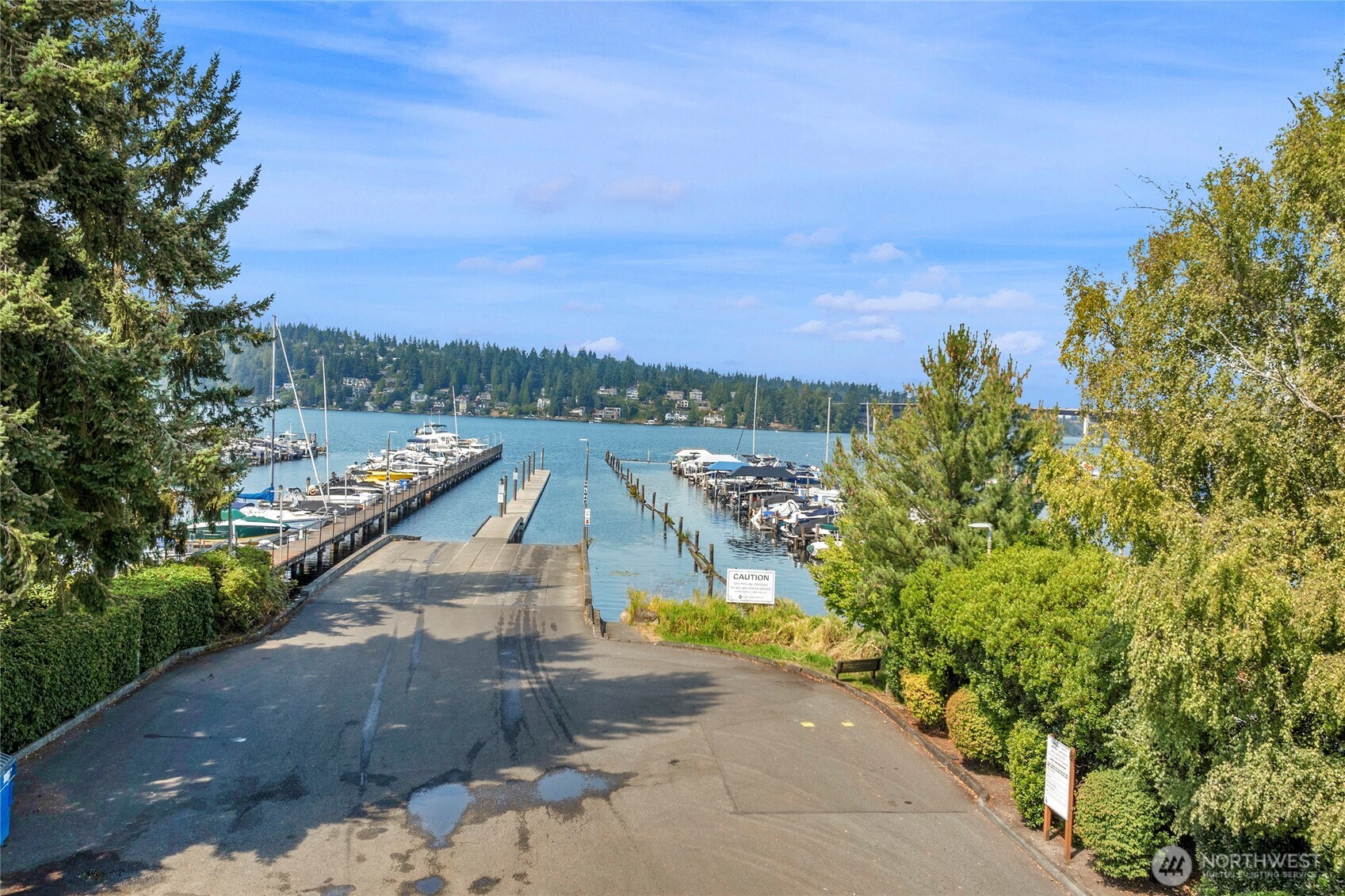 3911 Lake Washington Boulevard SE #B10, Bellevue, WA 98006