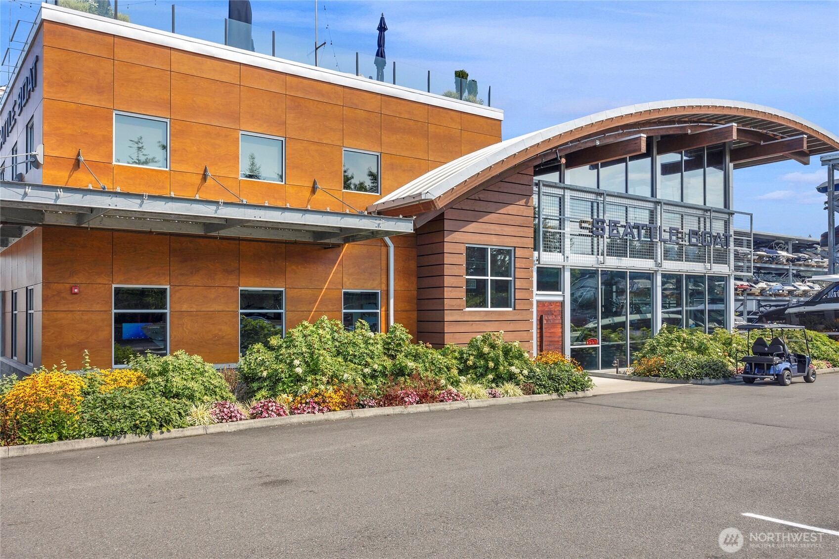 3911 Lake Washington Boulevard SE #B10, Bellevue, WA 98006