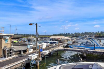 3911 Lake Washington Boulevard SE #B10, Bellevue, WA 98006 - Photo 23