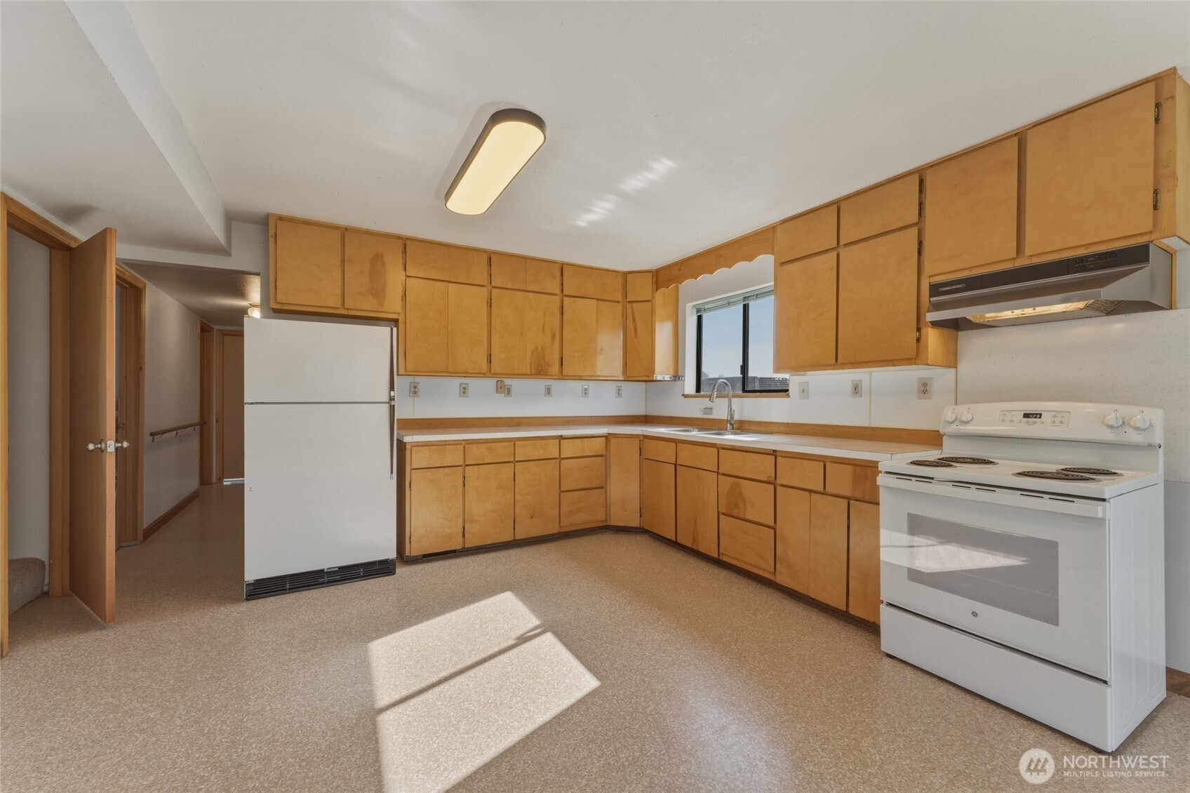 1934 S College Ave , College Place, WA 99324