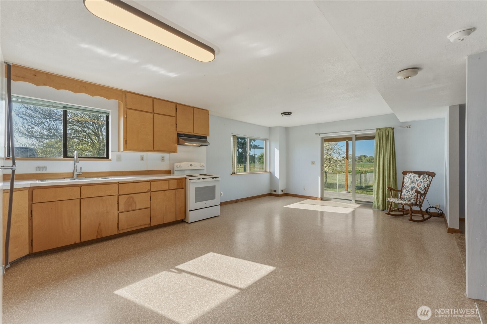 1934 S College Ave , College Place, WA 99324