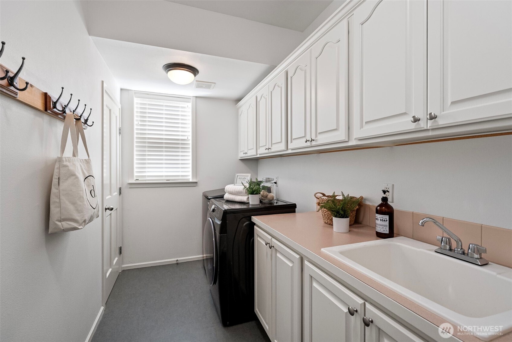 1822 41st Street NW, Gig Harbor, WA 98335