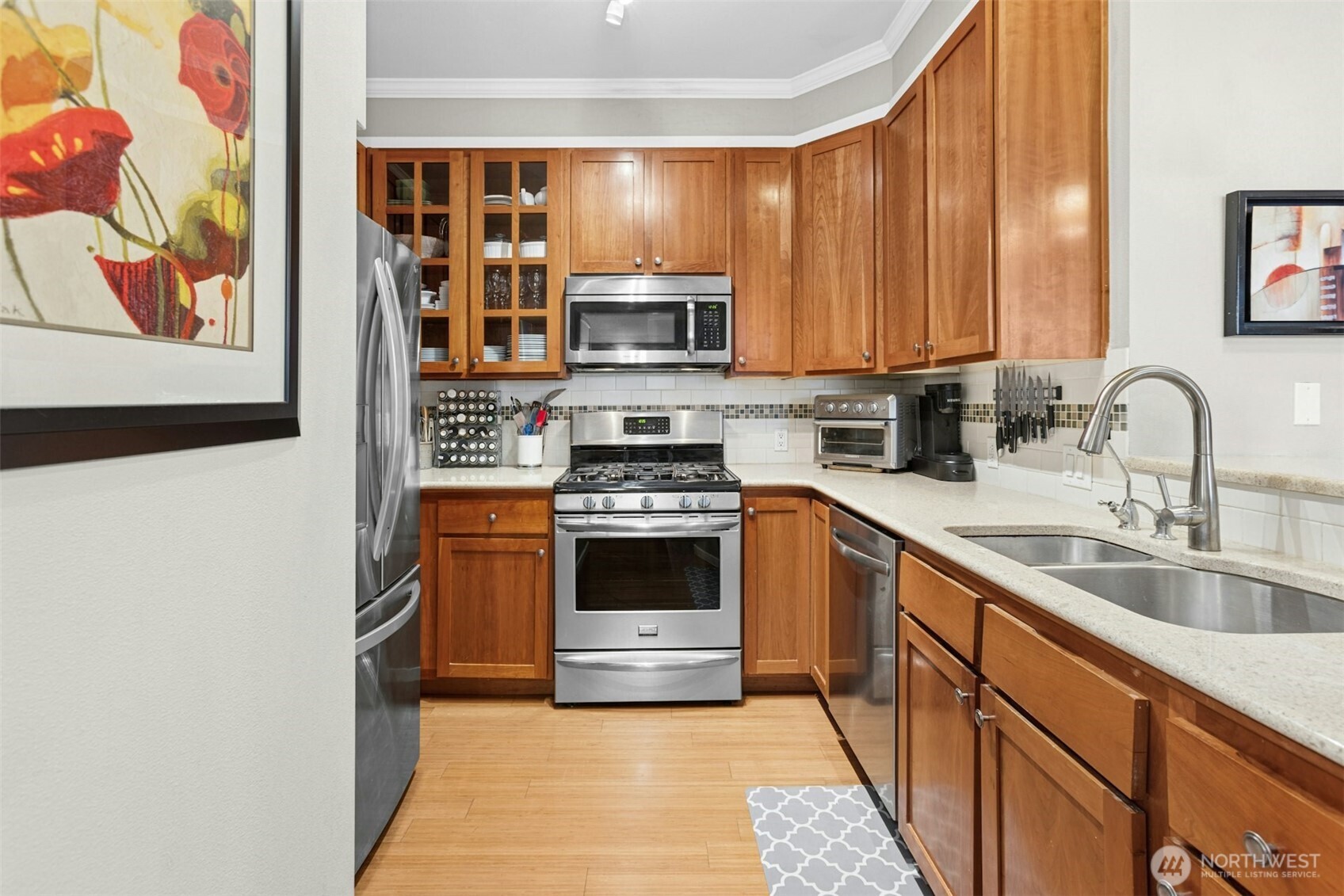 1950 Alaskan Way #128, Seattle, WA 98101