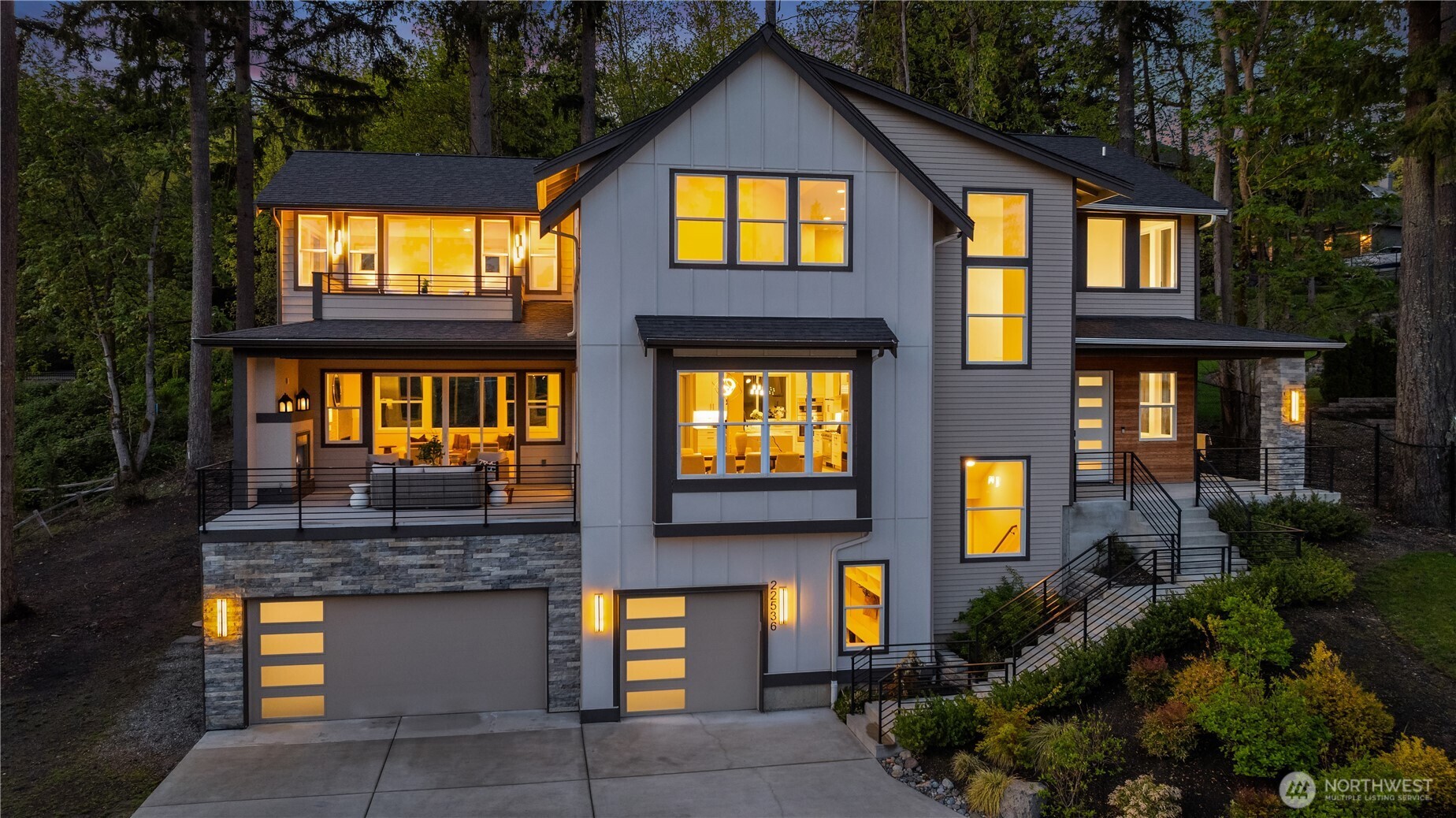 22536 SE 52nd Street , Issaquah, WA 98029