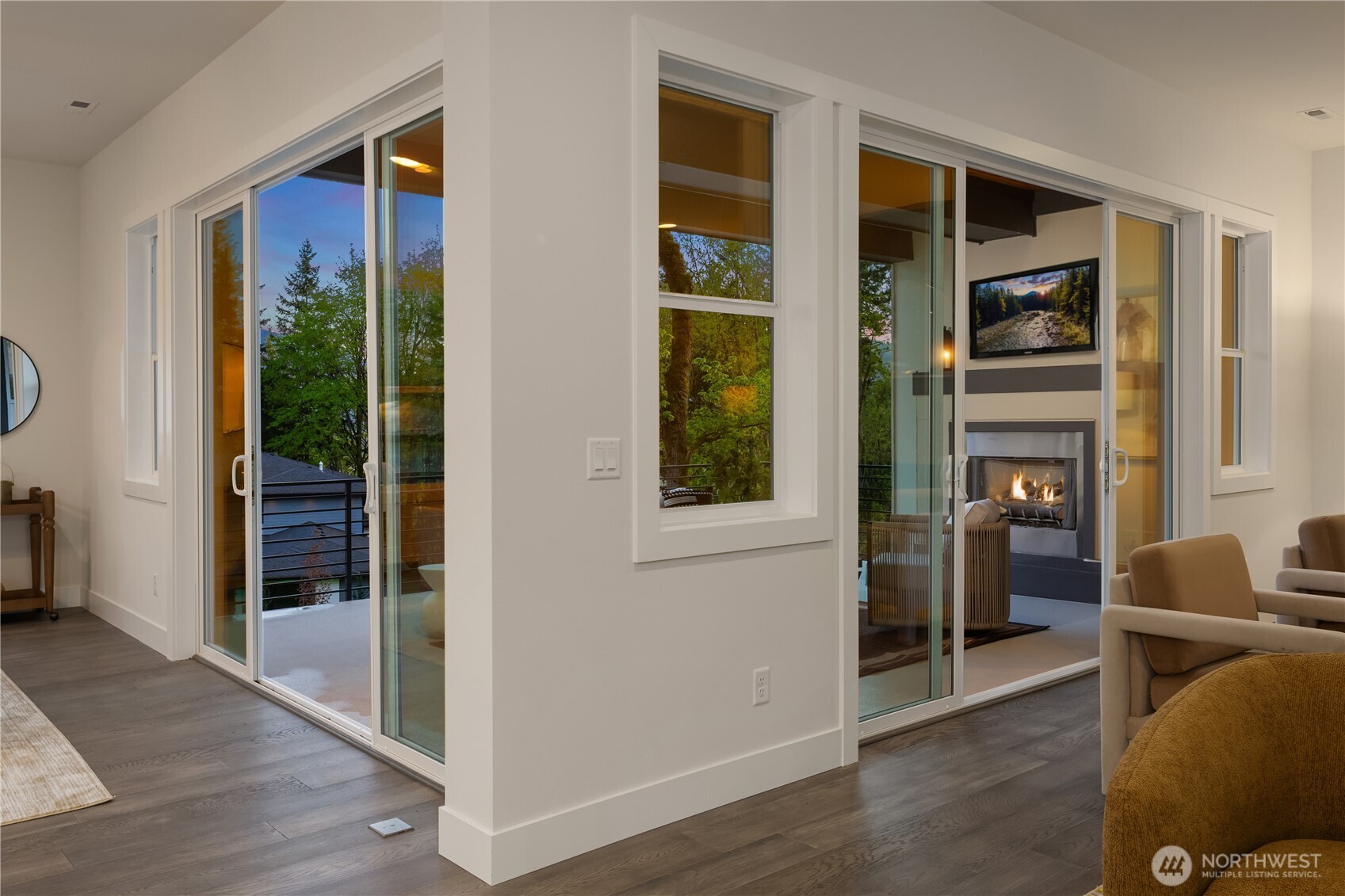 22536 SE 52nd Street , Issaquah, WA 98029