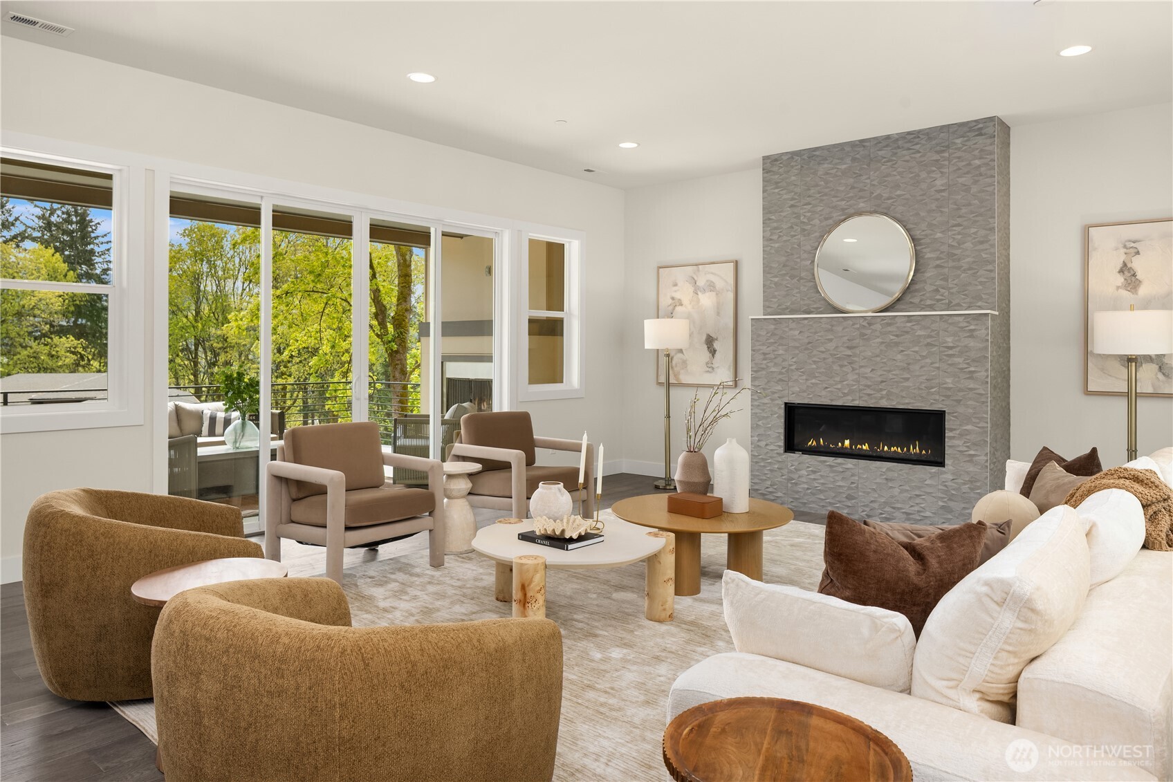 22536 SE 52nd Street , Issaquah, WA 98029