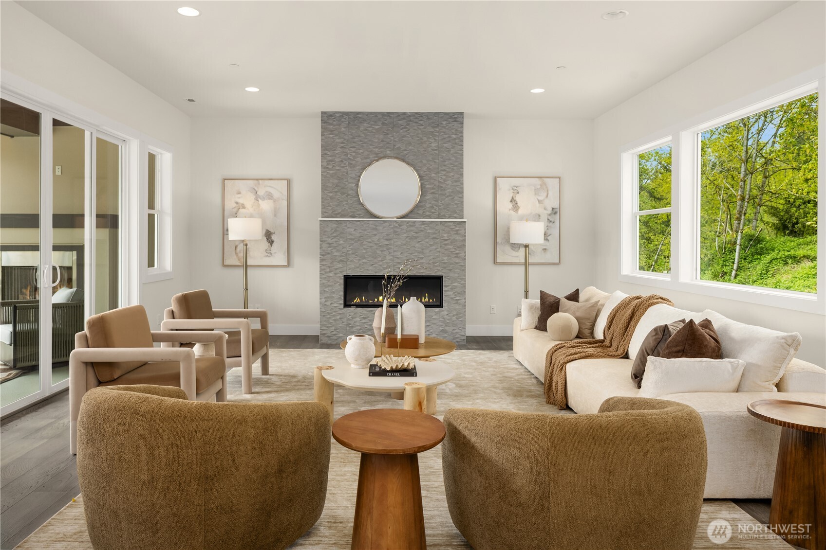 22536 SE 52nd Street , Issaquah, WA 98029