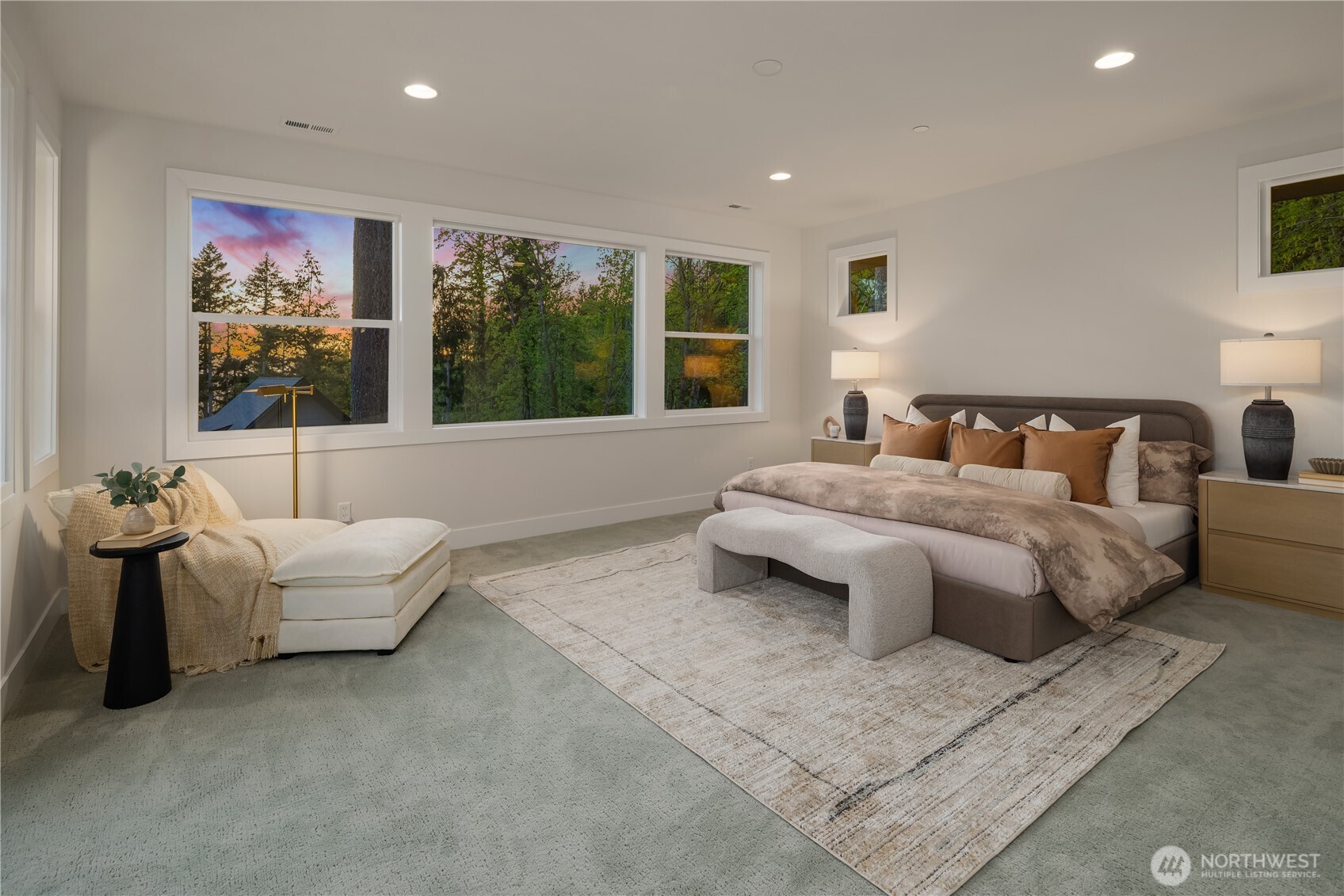22536 SE 52nd Street , Issaquah, WA 98029