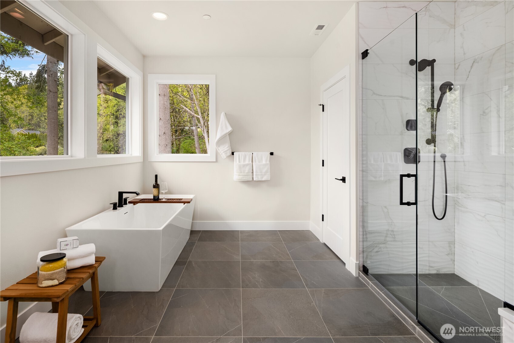 22536 SE 52nd Street , Issaquah, WA 98029