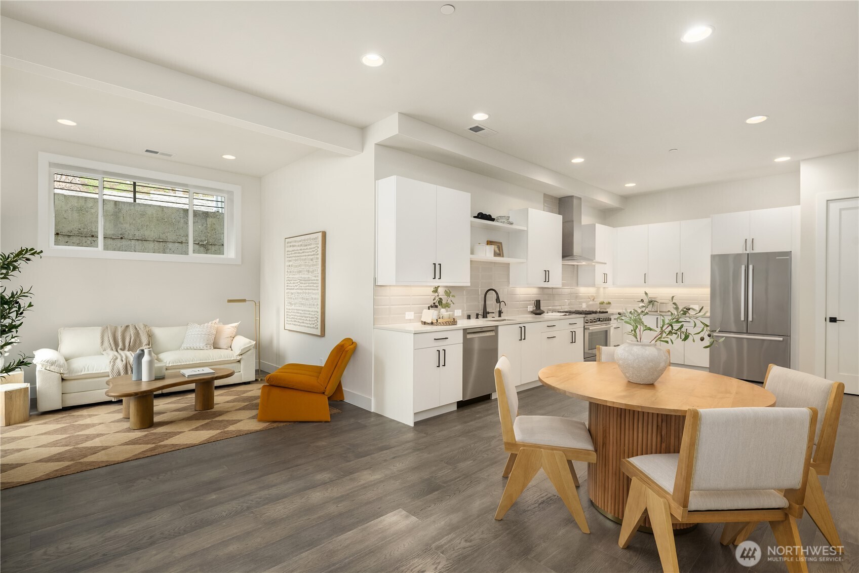 22536 SE 52nd Street , Issaquah, WA 98029