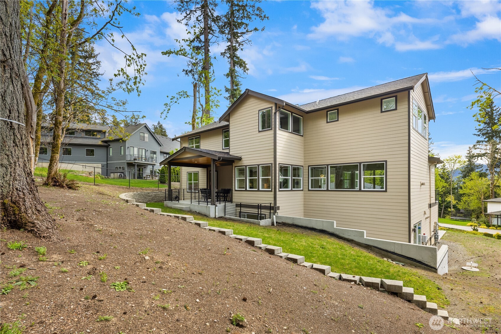 22536 SE 52nd Street , Issaquah, WA 98029
