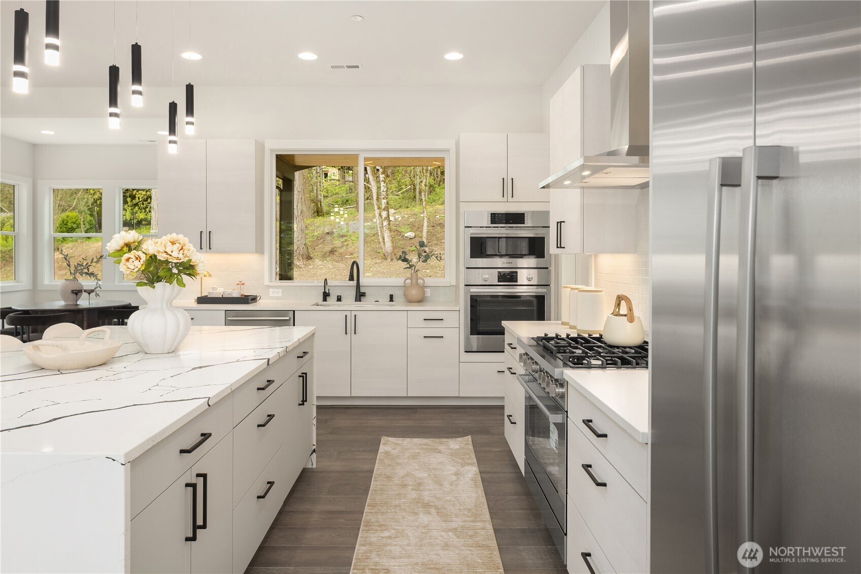 22536 SE 52nd Street , Issaquah, WA 98029